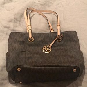 Michael Kors purse
